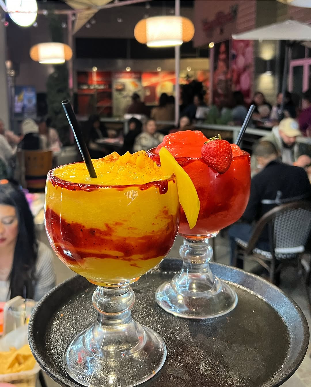 <strong>Happy Hour</strong>